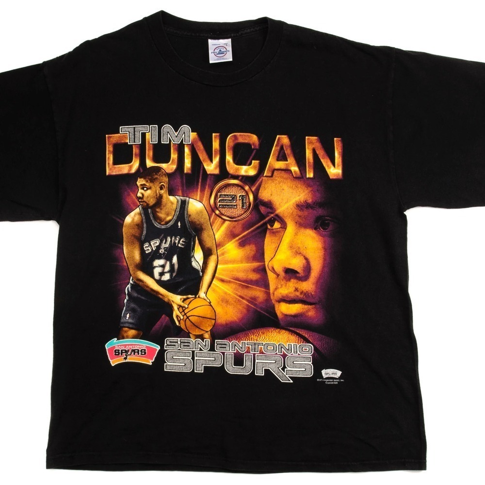 VINTAGE NBA San Antonio Spurs Tim Duncan Retro Basketball Fan T-Shirt